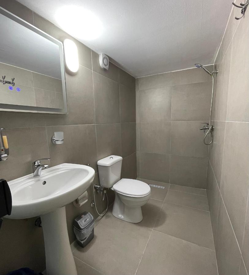 D&E Apartaments Tiran Dış mekan fotoğraf